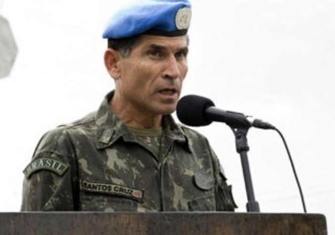 O general Carlos Alberto dos Santos Cruz