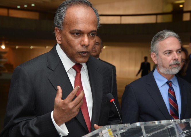 K Shanmugam e Antonio Patriota