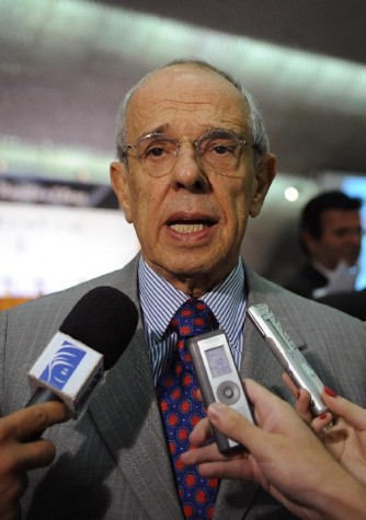Imagem - Ex-ministro Márcio Thomaz Bastos deixa defesa de Carlos Cachoeira