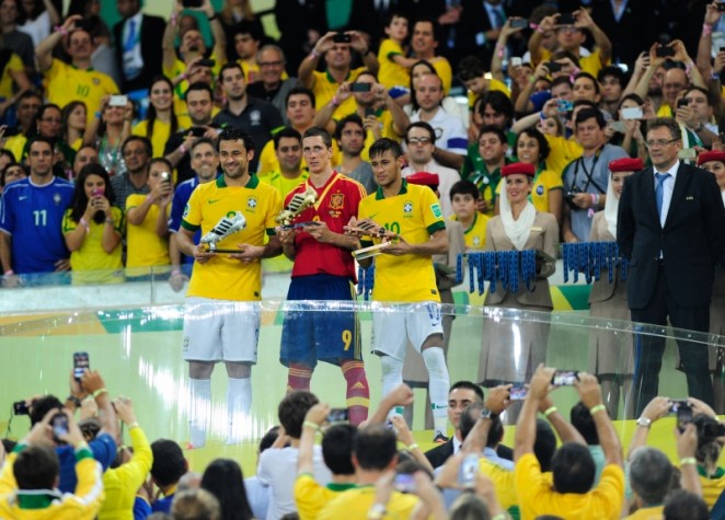 Brasil vence Espanha e conquista Copa das Confederações